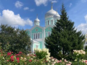 Руководители и агенты ЛУАН посетили Дивеево